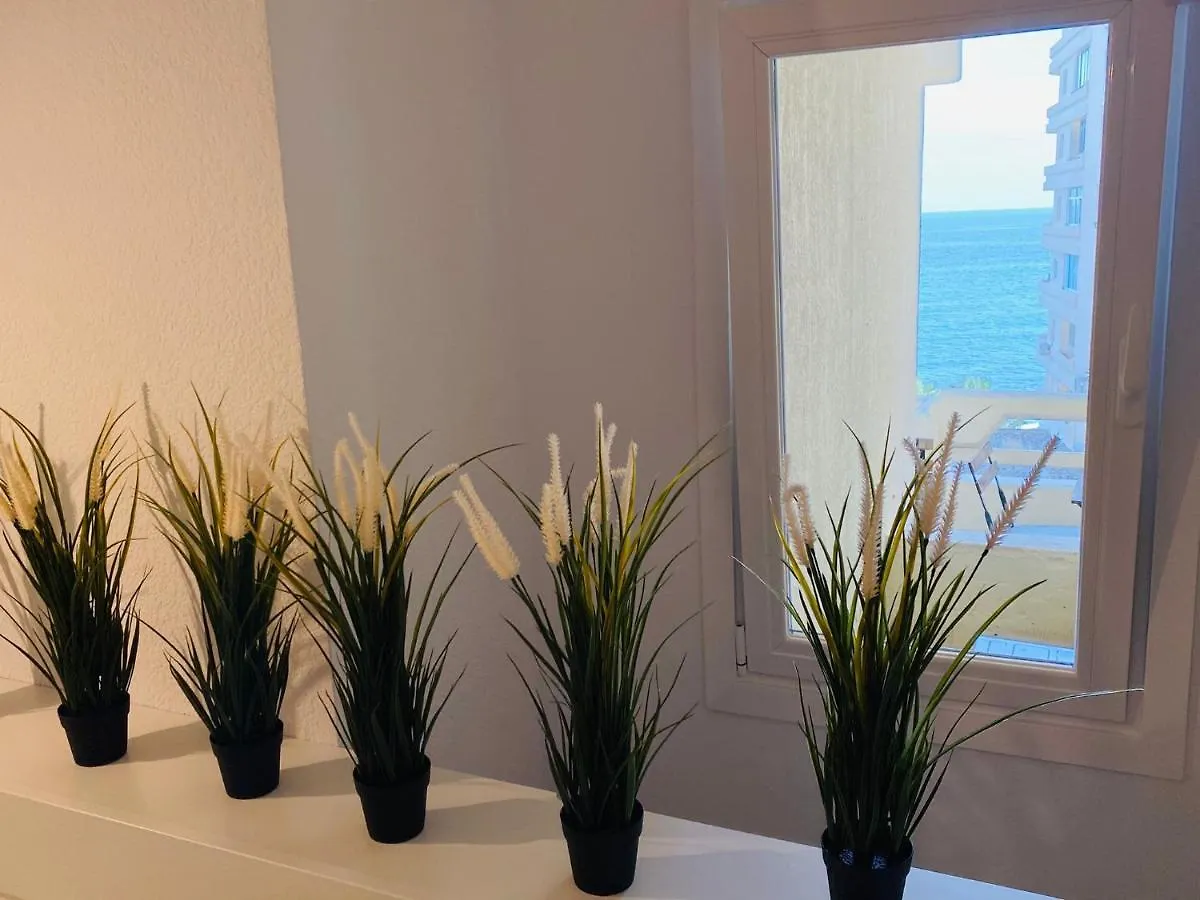 Appartement First Line! Art-Apartment On The Seafront Of Marbella With Swimming Pool
