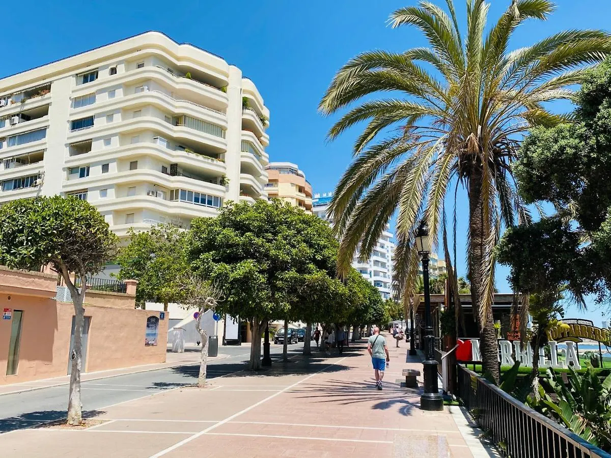 Appartement First Line! Art-Apartment On The Seafront Of Marbella With Swimming Pool Spanje