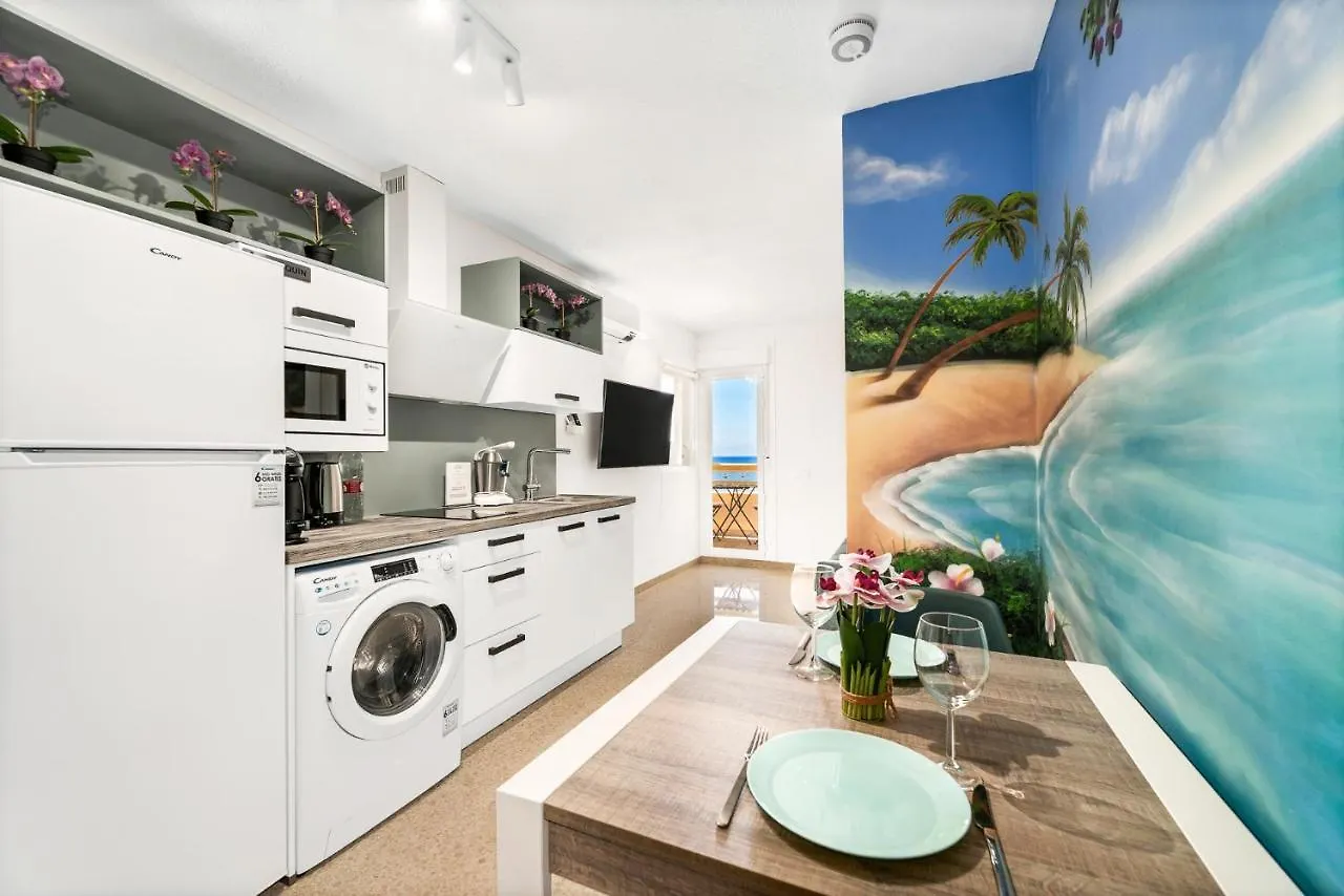 First Line! Art-Apartment On The Seafront Of Marbella With Swimming Pool