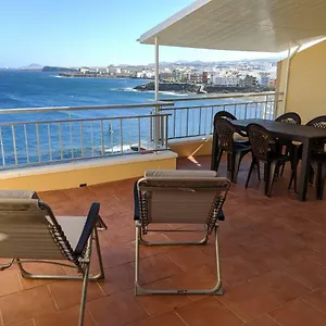 https://front-line-with-terrace.in-canary-islands.com